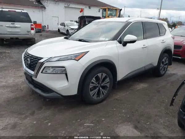 JN8AT3BB1MW218368 2021 NISSAN ROGUE - Image 2
