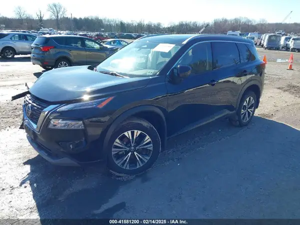 JN8AT3BB1MW235865 2021 NISSAN ROGUE - Image 2