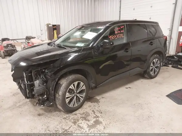 JN8AT3BB2MW217584 2021 NISSAN ROGUE - Image 2