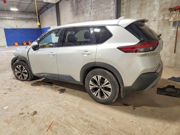 JN8AT3BB2MW227449 2021 NISSAN ROGUE - Image 2