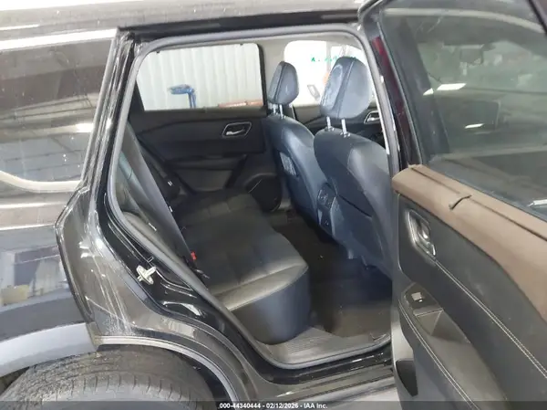 JN8AT3BB2MW228200 2021 NISSAN ROGUE - Image 8