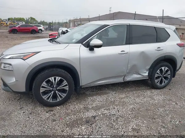 JN8AT3BB3MW201474 2021 NISSAN ROGUE - Image 2