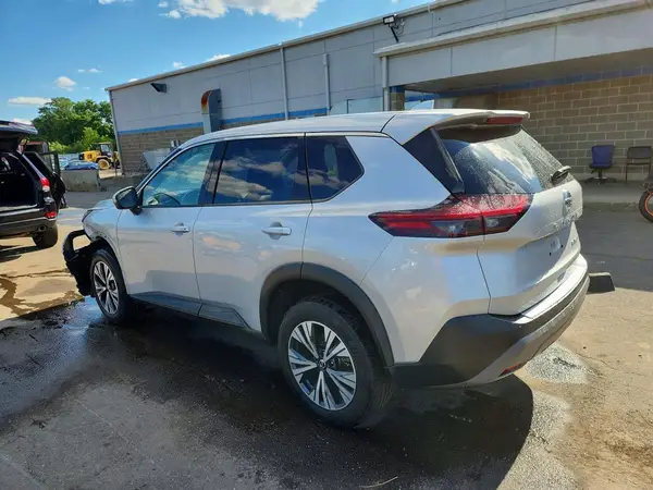 JN8AT3BB3MW207470 2021 NISSAN ROGUE - Image 2