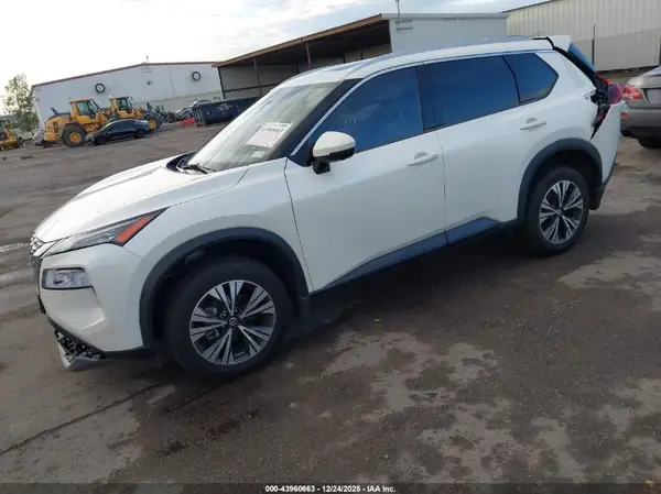 JN8AT3BB3MW231736 2021 NISSAN ROGUE - Image 2