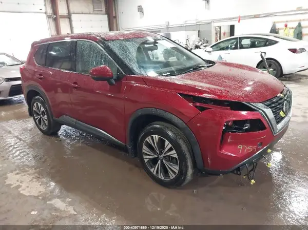 JN8AT3BB4MW209759 2021 NISSAN ROGUE - Image 1