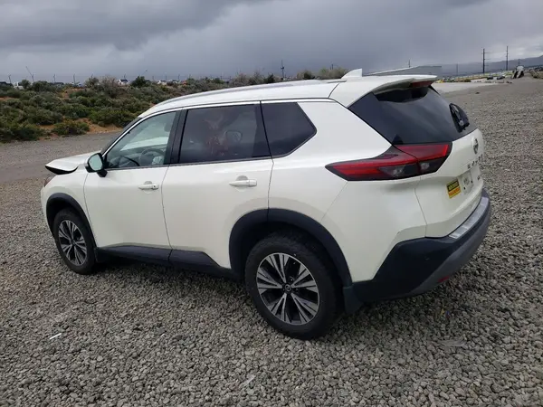 JN8AT3BB4MW233639 2021 NISSAN ROGUE - Image 2
