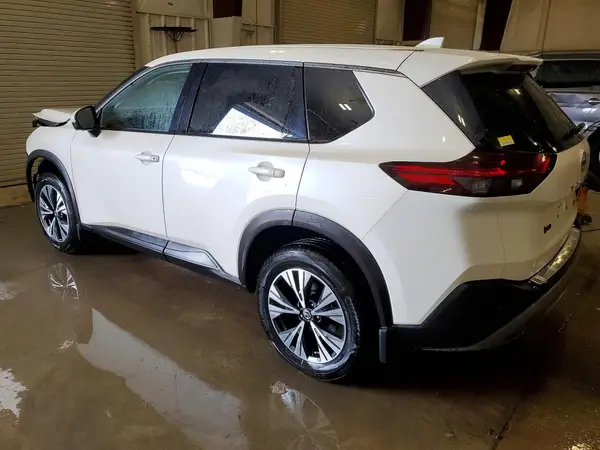 JN8AT3BB5MW201508 2021 NISSAN ROGUE - Image 2