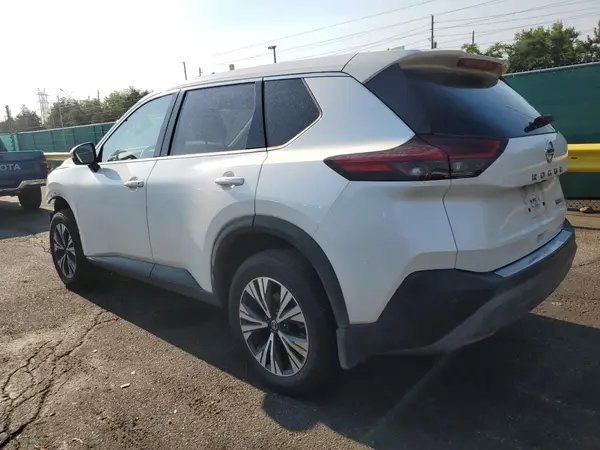 JN8AT3BB5MW211715 2021 NISSAN ROGUE - Image 2