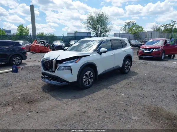 JN8AT3BB5MW232242 2021 NISSAN ROGUE - Image 2