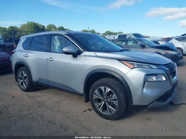 JN8AT3BB6MW201727 2021 NISSAN ROGUE - Image 1