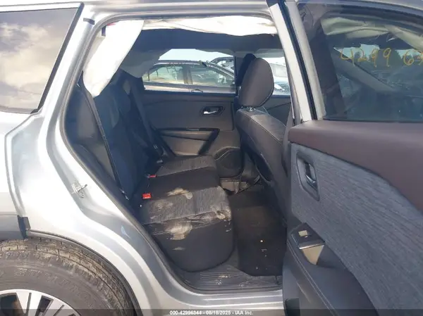 JN8AT3BB6MW201727 2021 NISSAN ROGUE - Image 8