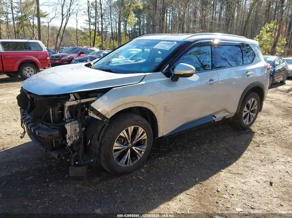 JN8AT3BB7MW206726 2021 NISSAN ROGUE - Image 2