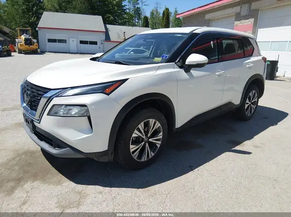 JN8AT3BB7MW207097 2021 NISSAN ROGUE - Image 2