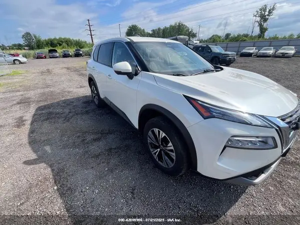 JN8AT3BB7MW207584 2021 NISSAN ROGUE - Image 1