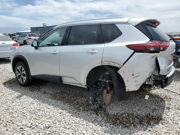 JN8AT3BB7MW215250 2021 NISSAN ROGUE - Image 2