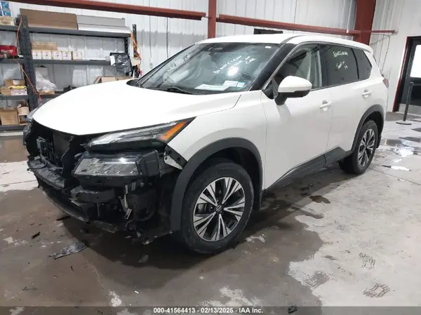 JN8AT3BB7MW219055 2021 NISSAN ROGUE - Image 2
