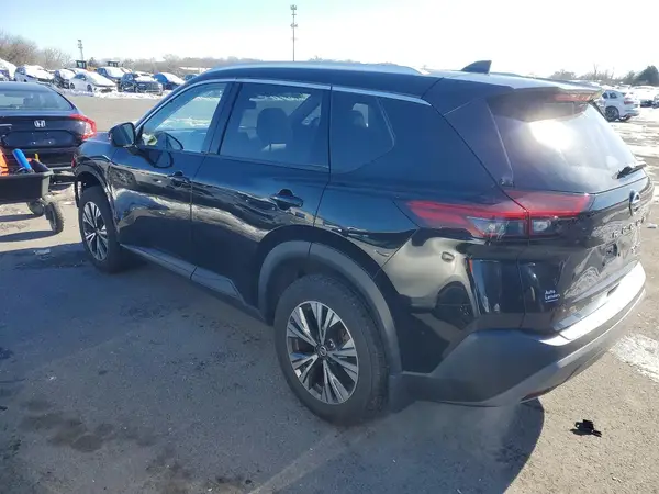 JN8AT3BB7MW221565 2021 NISSAN ROGUE - Image 2