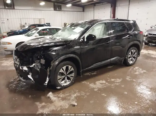 JN8AT3BB7MW224515 2021 NISSAN ROGUE - Image 2