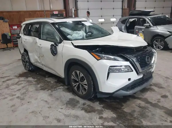 JN8AT3BB8MW217086 2021 NISSAN ROGUE - Image 1