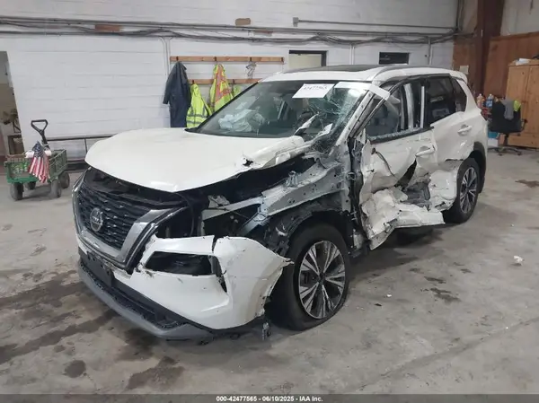 JN8AT3BB8MW217086 2021 NISSAN ROGUE - Image 2