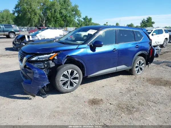 JN8AT3BB8MW223437 2021 NISSAN ROGUE - Image 2