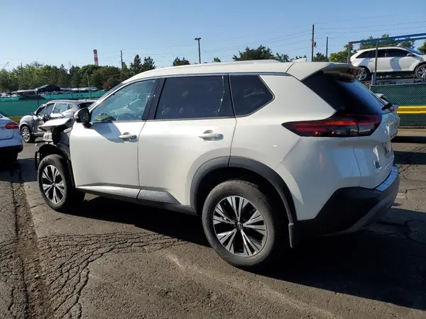 JN8AT3BB8MW234888 2021 NISSAN ROGUE - Image 2