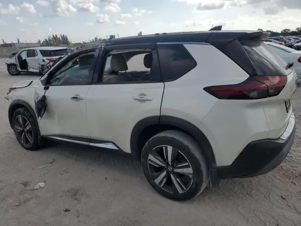 JN8AT3CA1MW003868 2021 NISSAN ROGUE - Image 2