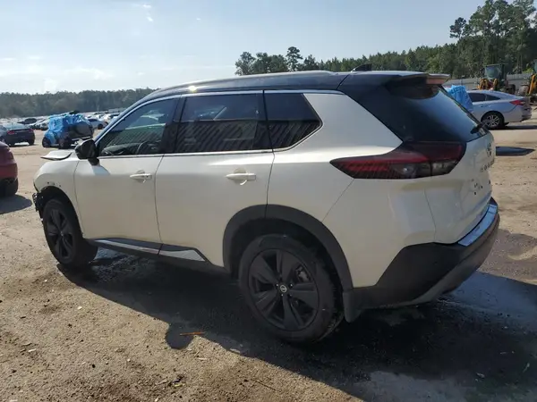 JN8AT3CA1MW028706 2021 NISSAN ROGUE - Image 2