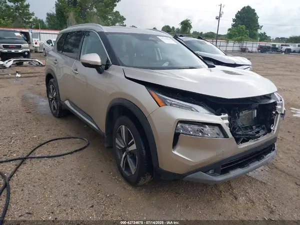 JN8AT3CA2MW019545 2021 NISSAN ROGUE - Image 1