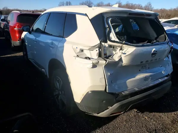 JN8AT3CA2MW026351 2021 NISSAN ROGUE - Image 2
