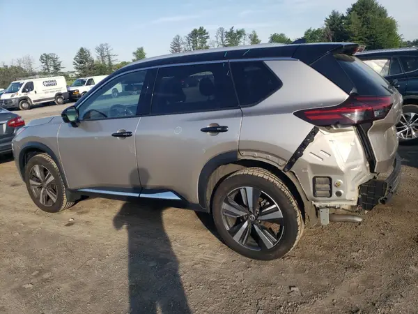 JN8AT3CA3MW012829 2021 NISSAN ROGUE - Image 2