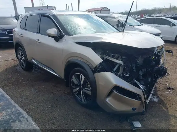 JN8AT3CA4MW028473 2021 NISSAN ROGUE - Image 1