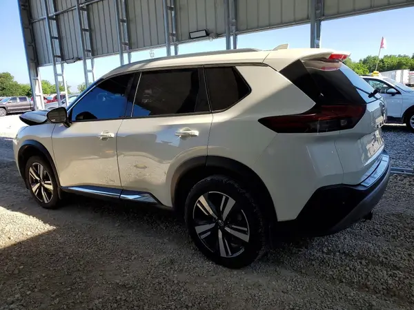 JN8AT3CA5MW020298 2021 NISSAN ROGUE - Image 2