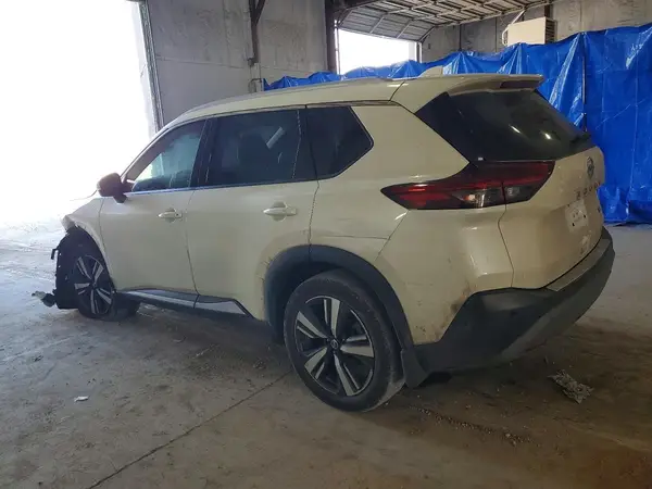 JN8AT3CA5MW027512 2021 NISSAN ROGUE - Image 2