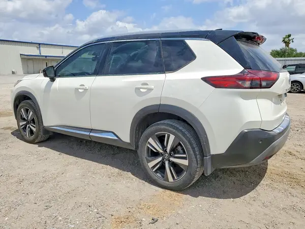 JN8AT3CA6MW013845 2021 NISSAN ROGUE - Image 2