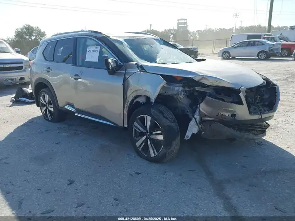 JN8AT3CA6MW020858 2021 NISSAN ROGUE - Image 1