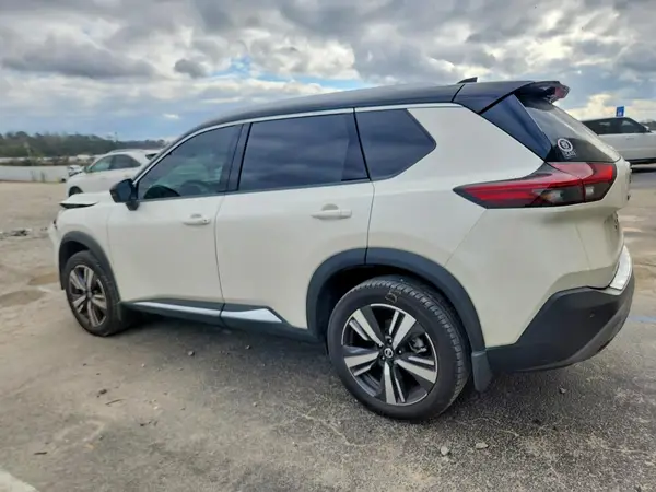 JN8AT3CA6MW026675 2021 NISSAN ROGUE - Image 2