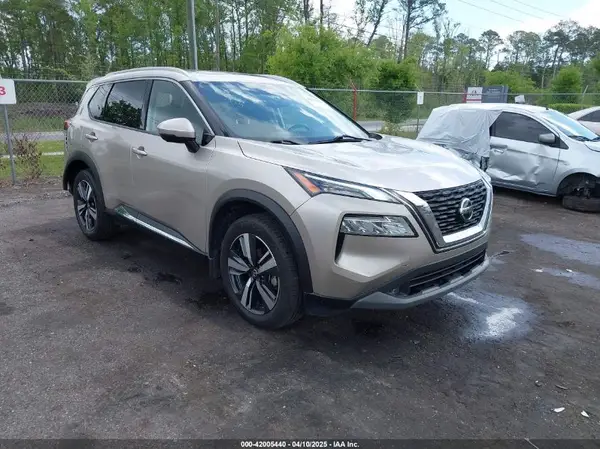 JN8AT3CA6MW027633 2021 NISSAN ROGUE - Image 1