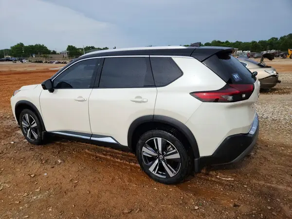 JN8AT3CA6MW028278 2021 NISSAN ROGUE - Image 2