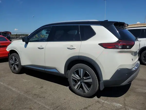 JN8AT3CA7MW008363 2021 NISSAN ROGUE - Image 2