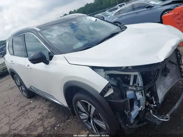 JN8AT3CA7MW026880 2021 NISSAN ROGUE - Image 1