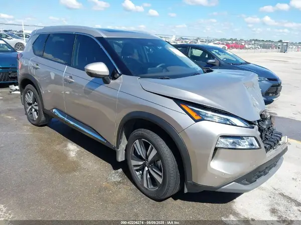 JN8AT3CA8MW019288 2021 NISSAN ROGUE - Image 1