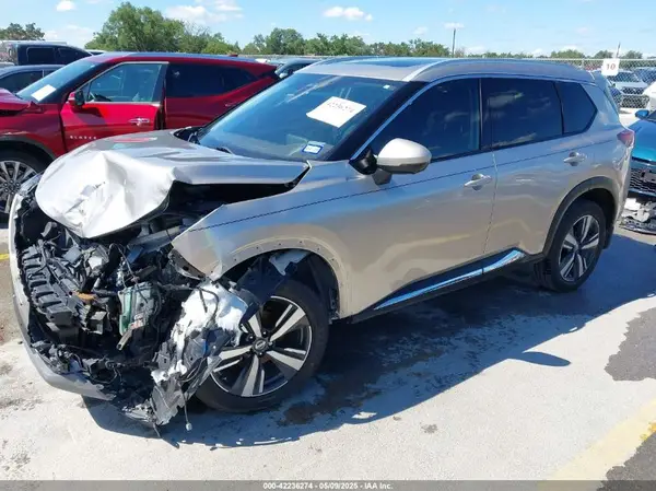 JN8AT3CA8MW019288 2021 NISSAN ROGUE - Image 2