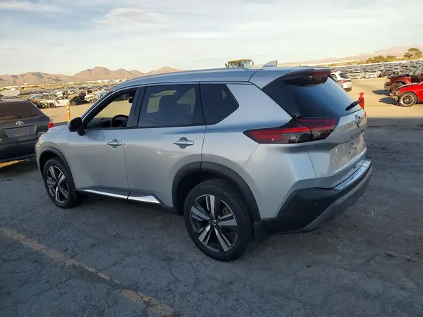 JN8AT3CA8MW024166 2021 NISSAN ROGUE - Image 2