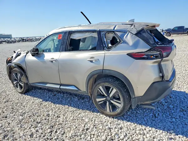 JN8AT3CA9MW028579 2021 NISSAN ROGUE - Image 2