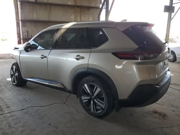 JN8AT3CB1MW237291 2021 NISSAN ROGUE - Image 2