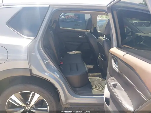 JN8AT3CB1MW239333 2021 NISSAN ROGUE - Image 8