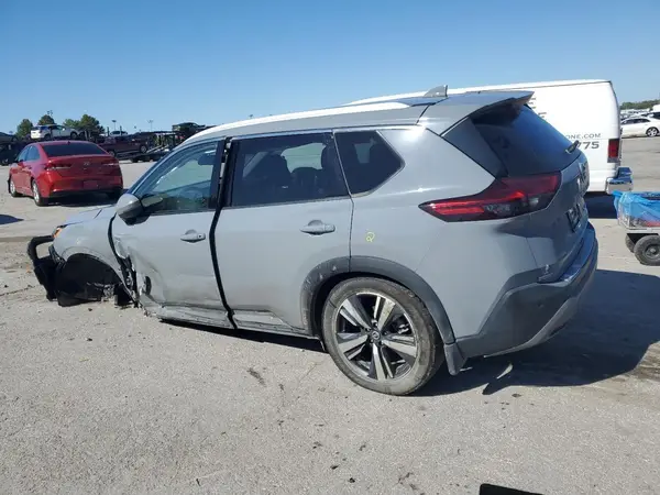 JN8AT3CB1MW240725 2021 NISSAN ROGUE - Image 2