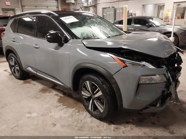 JN8AT3CB2MW236795 2021 NISSAN ROGUE - Image 1
