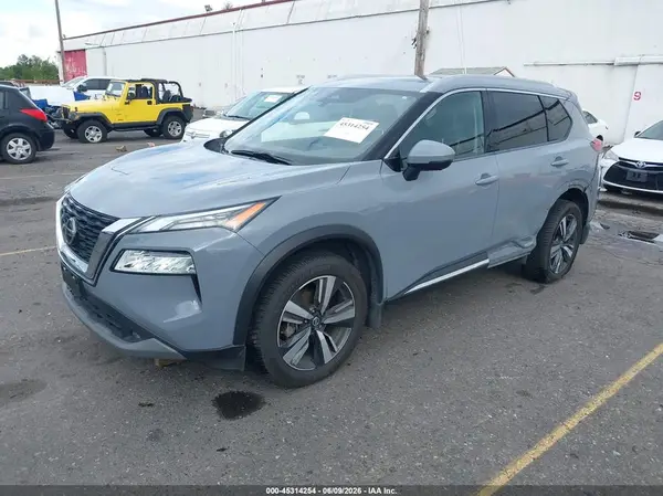 JN8AT3CB2MW238174 2021 NISSAN ROGUE - Image 2